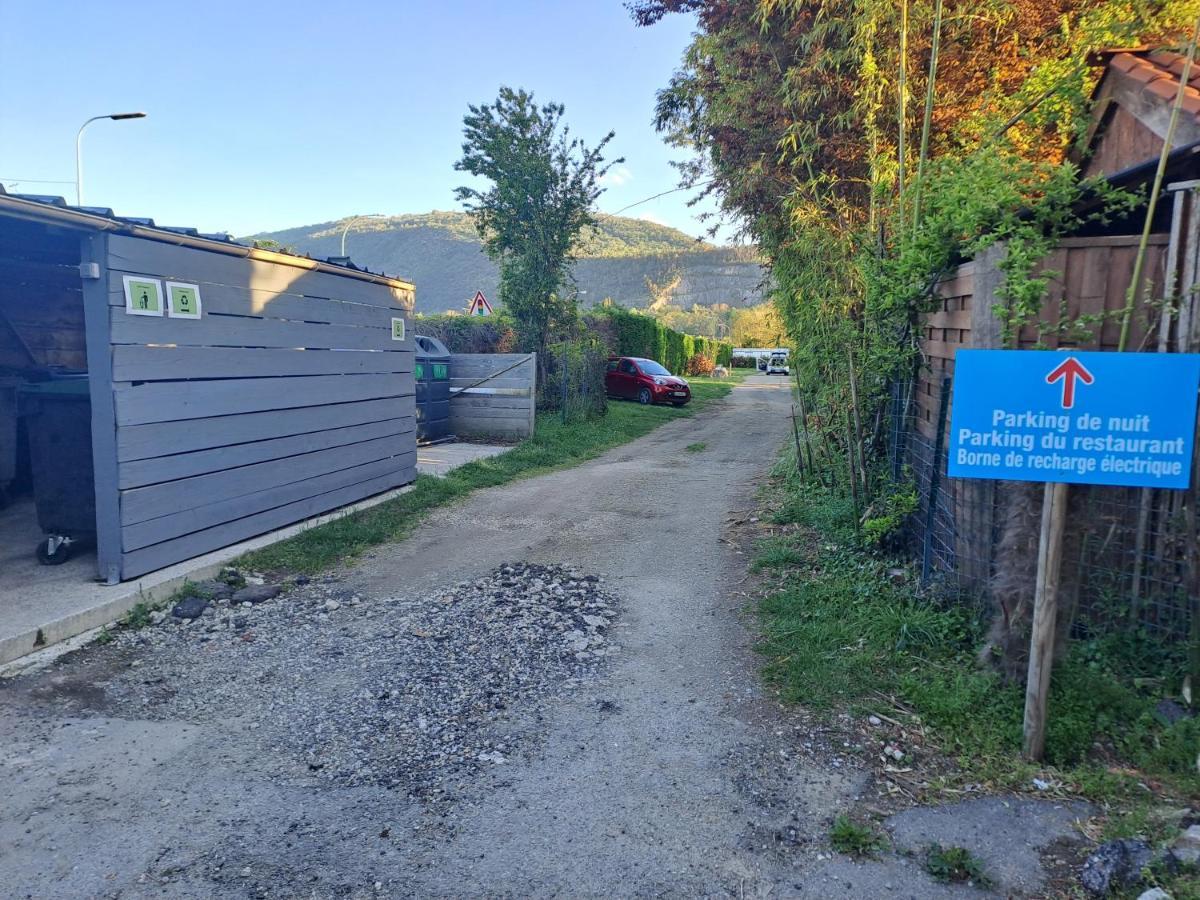 Chalet Privé: Camping 4 Étoiles pour 5 Personnes Hotel Foix Exterior photo